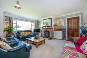 Living Room- click for photo gallery